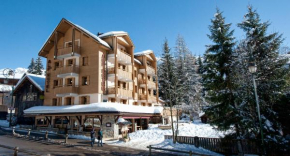 Отель Alp'Hotel, Ла Клюсаз